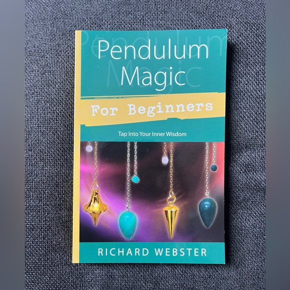 Pendulum Magic For Beginners Book - Picture 1 of 5